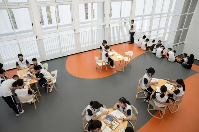 河源中小学科普教育馆 · LAO00327